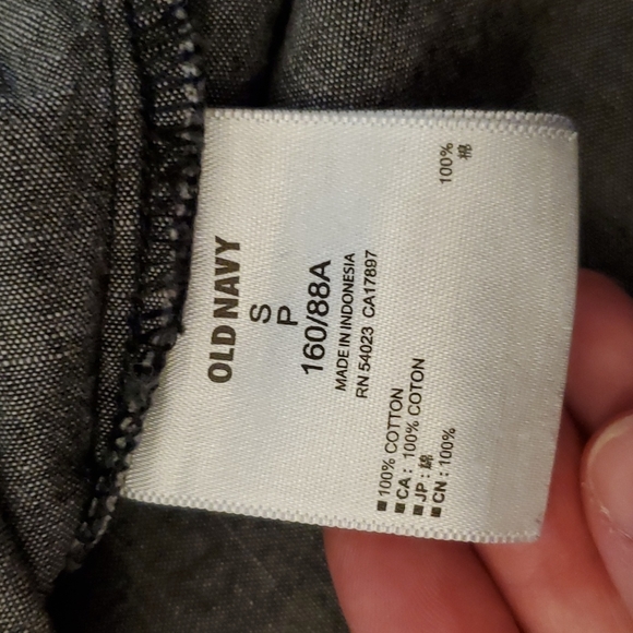 Old Navy dark gray chambray button-down shirt, size small - Picture 3 of 5